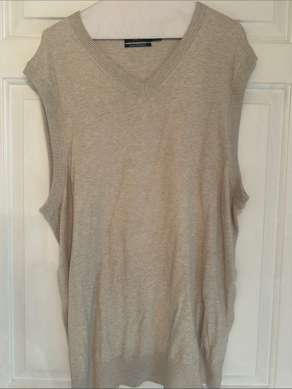 Nautica large Men's Sleeveless V-Neck Sweater Vest in Light Beige Luxury fabric